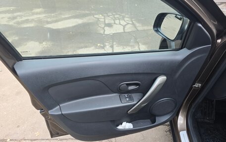 Renault Logan II, 2022 год, 1 300 000 рублей, 10 фотография