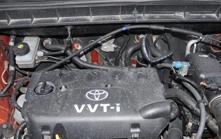 Toyota bB II рестайлинг, 2006 год, 280 000 рублей, 7 фотография