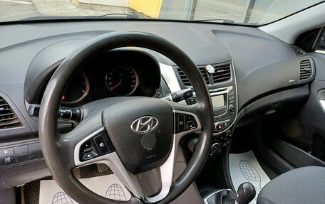 Hyundai Solaris II рестайлинг, 2013 год, 579 000 рублей, 7 фотография