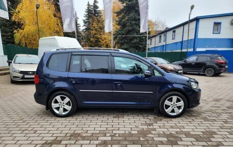Volkswagen Touran III, 2012 год, 1 099 000 рублей, 8 фотография