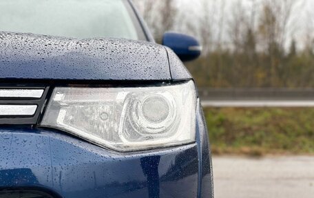 Mitsubishi Outlander III рестайлинг 3, 2013 год, 1 297 000 рублей, 27 фотография