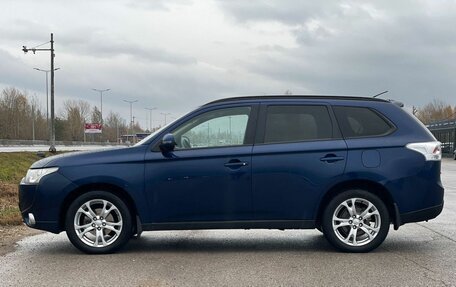 Mitsubishi Outlander III рестайлинг 3, 2013 год, 1 297 000 рублей, 36 фотография