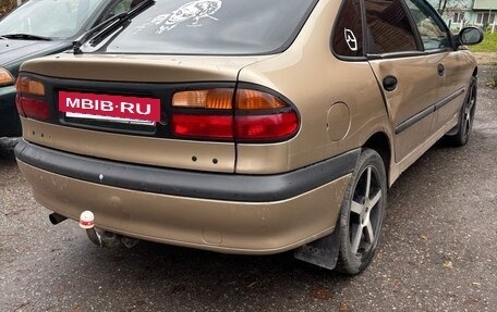 Renault Laguna II, 1999 год, 110 000 рублей, 3 фотография