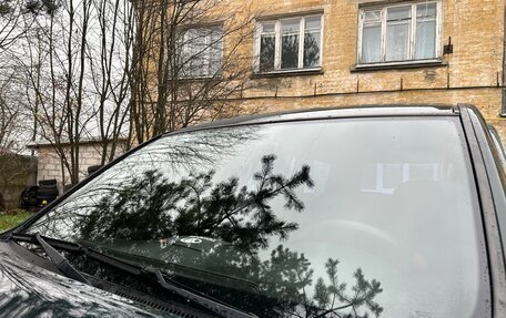 Toyota Land Cruiser Prado 120 рестайлинг, 2003 год, 1 600 000 рублей, 37 фотография