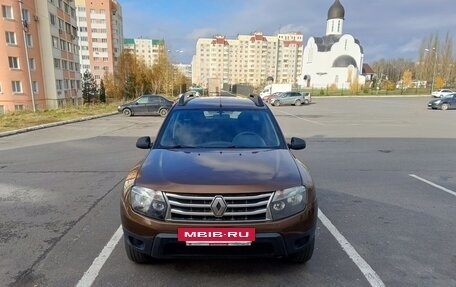 Renault Duster I рестайлинг, 2015 год, 700 000 рублей, 2 фотография