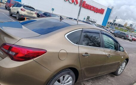 Opel Astra J, 2013 год, 850 000 рублей, 11 фотография