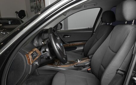 BMW 3 серия, 2009 год, 1 150 000 рублей, 14 фотография