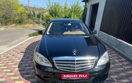 Mercedes-Benz S-Класс, 2008 год, 1 700 000 рублей, 1 фотография