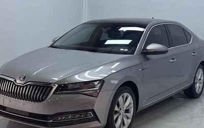 Skoda Superb III рестайлинг, 2021 год, 2 130 000 рублей, 1 фотография
