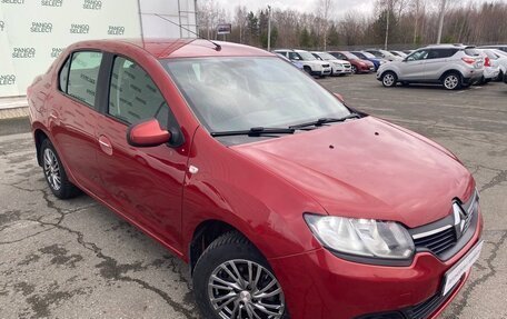 Renault Logan II, 2017 год, 750 000 рублей, 1 фотография