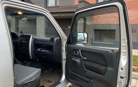 Suzuki Jimny, 2010 год, 750 000 рублей, 15 фотография