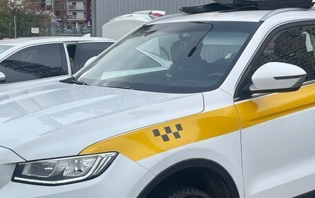 Geely Atlas, 2024 год, 1 680 000 рублей, 2 фотография