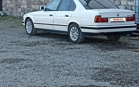 BMW 5 серия, 1991 год, 380 000 рублей, 8 фотография