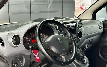 Peugeot Partner II рестайлинг 2, 2014 год, 699 000 рублей, 15 фотография