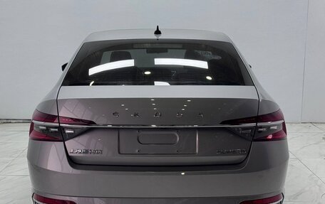 Skoda Superb III рестайлинг, 2021 год, 2 130 000 рублей, 4 фотография