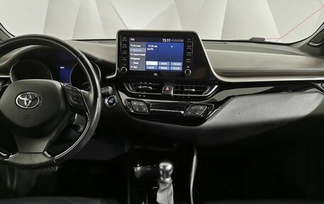 Toyota C-HR I рестайлинг, 2020 год, 2 145 000 рублей, 11 фотография