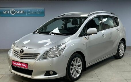 Toyota Verso I, 2011 год, 1 042 000 рублей, 1 фотография