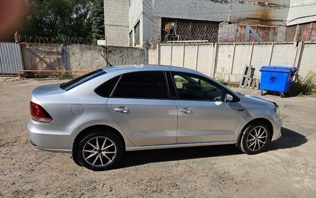 Volkswagen Polo VI (EU Market), 2016 год, 900 000 рублей, 4 фотография