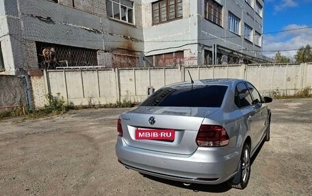 Volkswagen Polo VI (EU Market), 2016 год, 900 000 рублей, 3 фотография