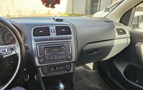 Volkswagen Polo VI (EU Market), 2016 год, 900 000 рублей, 6 фотография