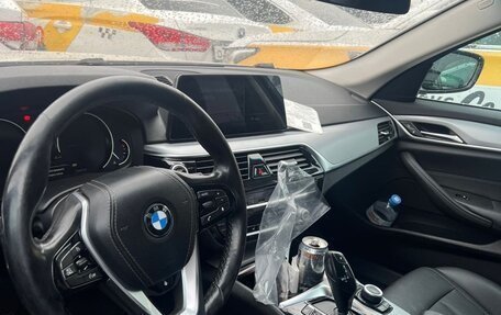 BMW 5 серия, 2018 год, 1 870 000 рублей, 6 фотография