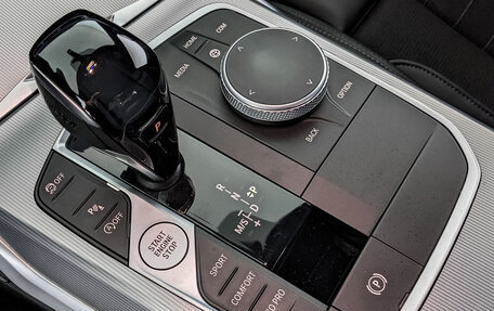 BMW 3 серия, 2021 год, 3 950 000 рублей, 21 фотография