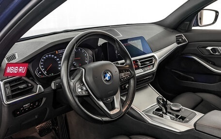 BMW 3 серия, 2021 год, 3 950 000 рублей, 15 фотография