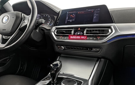 BMW 3 серия, 2021 год, 3 950 000 рублей, 28 фотография