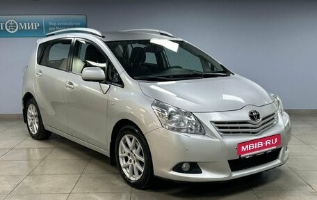 Toyota Verso I, 2011 год, 1 042 000 рублей, 3 фотография