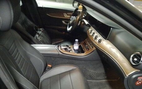 Mercedes-Benz E-Класс, 2017 год, 3 400 000 рублей, 6 фотография