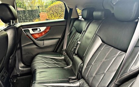 Infiniti FX II, 2012 год, 1 850 000 рублей, 14 фотография