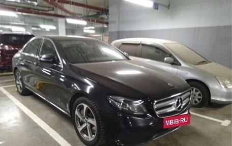 Mercedes-Benz E-Класс, 2017 год, 3 400 000 рублей, 2 фотография