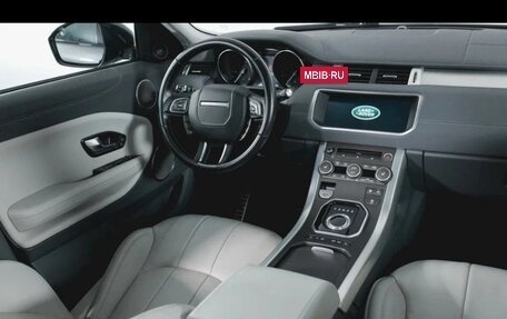 Land Rover Range Rover Evoque I, 2017 год, 3 000 000 рублей, 10 фотография