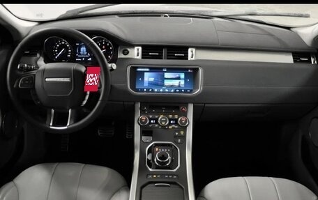 Land Rover Range Rover Evoque I, 2017 год, 3 000 000 рублей, 9 фотография