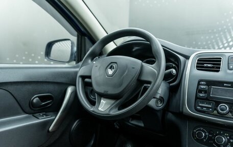 Renault Logan II, 2017 год, 784 000 рублей, 13 фотография