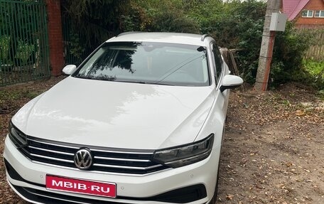 Volkswagen Passat B8 рестайлинг, 2020 год, 2 150 000 рублей, 1 фотография