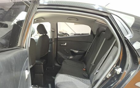 KIA Rio III рестайлинг, 2014 год, 900 000 рублей, 25 фотография