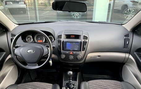 KIA cee'd I рестайлинг, 2009 год, 800 000 рублей, 11 фотография