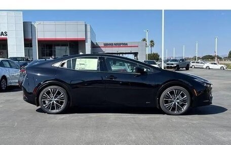 Toyota Prius IV XW50, 2025 год, 5 088 000 рублей, 7 фотография