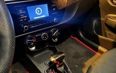 KIA Rio IV, 2020 год, 1 050 000 рублей, 7 фотография