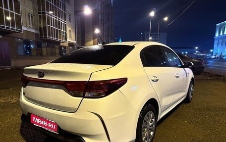 KIA Rio IV, 2020 год, 1 050 000 рублей, 2 фотография