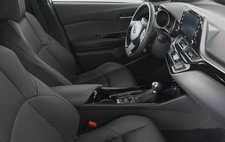 Toyota C-HR I рестайлинг, 2022 год, 2 899 000 рублей, 12 фотография