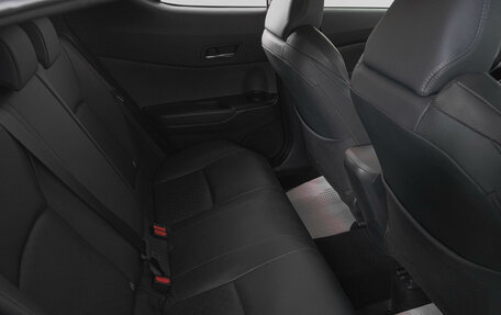 Toyota C-HR I рестайлинг, 2022 год, 2 899 000 рублей, 11 фотография