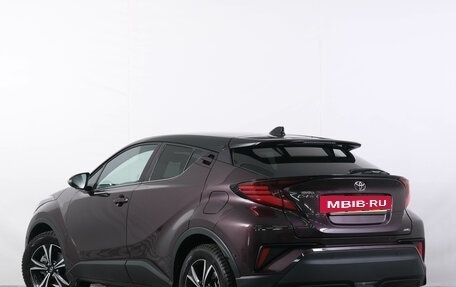 Toyota C-HR I рестайлинг, 2022 год, 2 899 000 рублей, 5 фотография