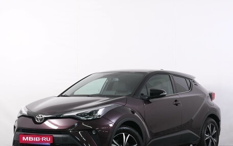 Toyota C-HR I рестайлинг, 2022 год, 2 899 000 рублей, 4 фотография