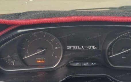Peugeot 2008 II, 2016 год, 700 000 рублей, 13 фотография