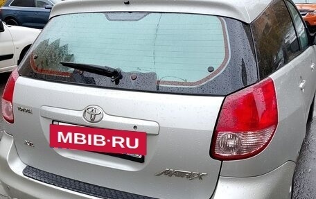 Toyota Matrix, 2002 год, 500 000 рублей, 2 фотография