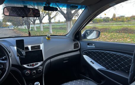 Hyundai Solaris II рестайлинг, 2013 год, 650 000 рублей, 7 фотография