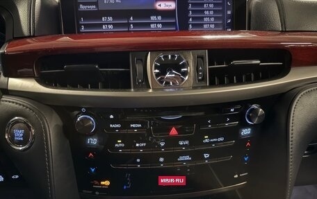 Lexus LX III, 2018 год, 6 390 000 рублей, 25 фотография