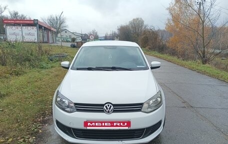 Volkswagen Polo VI (EU Market), 2013 год, 600 000 рублей, 2 фотография